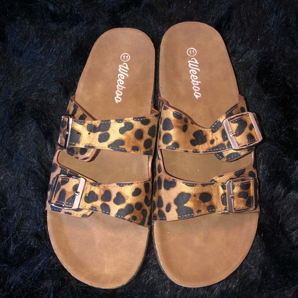 sandals (leopard/cheetah print)
